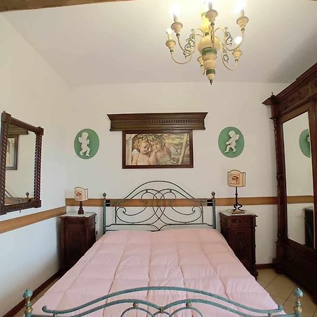 Casa Serafina Trilocale Con Arredi D'Arte E Parcheggio Privato Orvieto Eksteriør billede