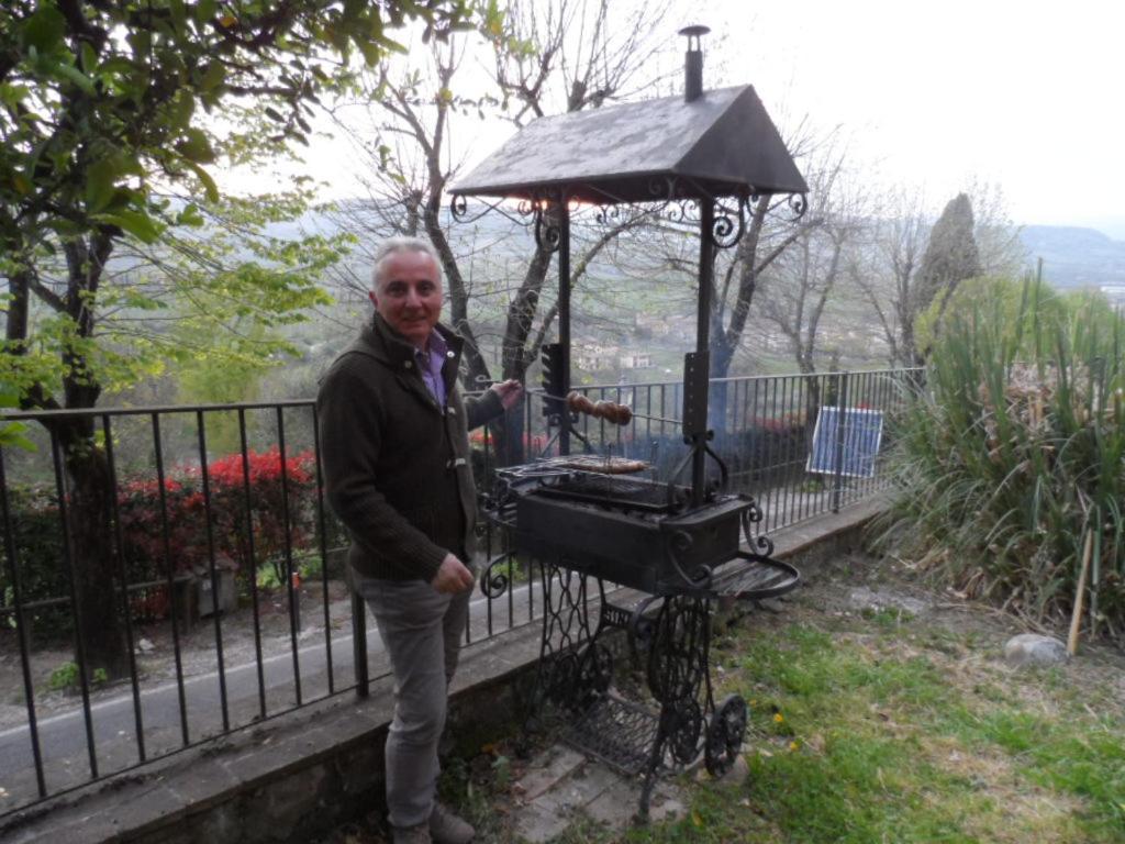 Casa Serafina Trilocale Con Arredi D'Arte E Parcheggio Privato Orvieto Eksteriør billede